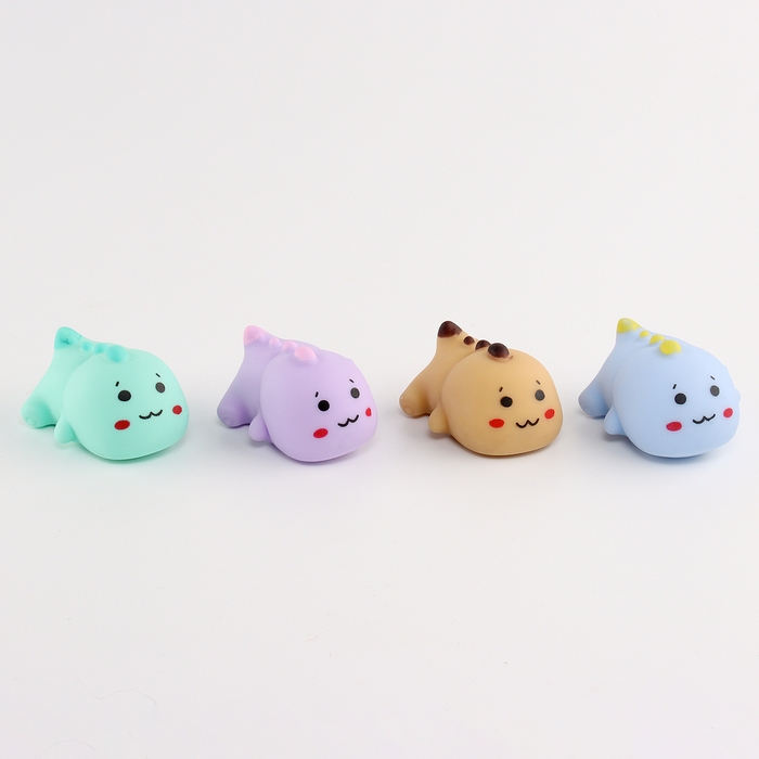 Мялка "Малыш динозаврик" с пастой, виды МИКС