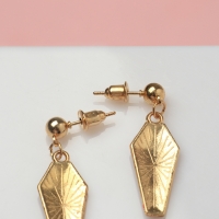 Серьги &laquo;Гробики&raquo; с крестами, цвет бордовый в золоте