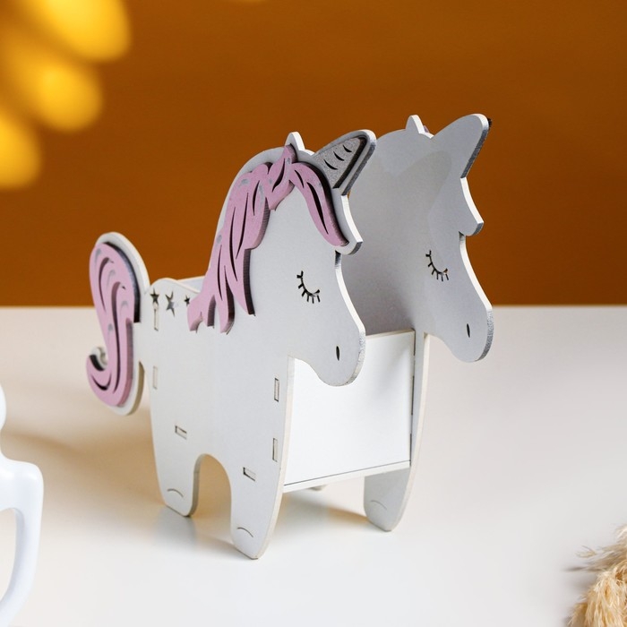 Кашпо деревянное 21.5&times;7&times;21 см уникальное "Единорог", белый розовый