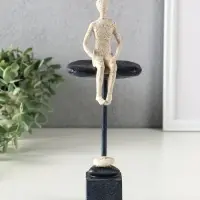 Сувенир полистоун "Абстракция. Человек на краю" серый с бежевым 9,5х6х27  см