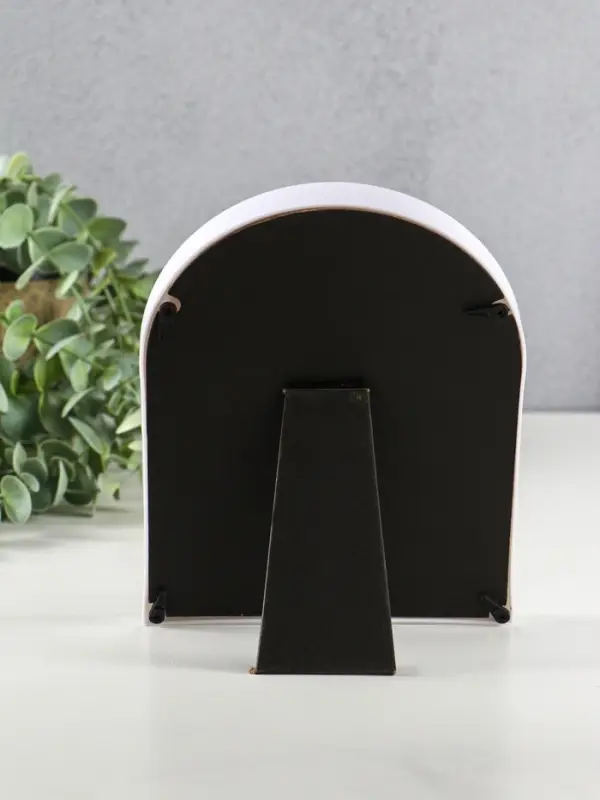 Фоторамка пластик 10х15 см "Арка" белая 19х14,5х1,8 см