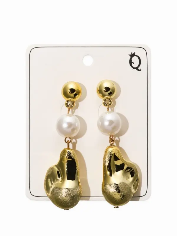 Серьги жемчуг "Борокко". цвет белый в золоте