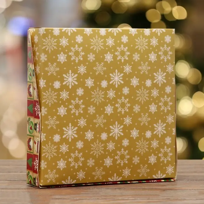 Коробка складная &laquo;Хорошего праздника&raquo;, 20&times;20&times;4 с окном