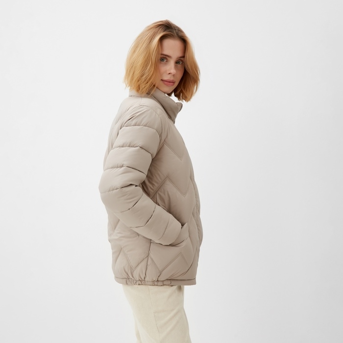 Куртка женская на молнии Collorista цвет серо- бежевый р-р 48 Куртка женская на молнии Collorista цвет серо- бежевый р-р 48