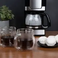 Чашка с двойными стенками Glass First