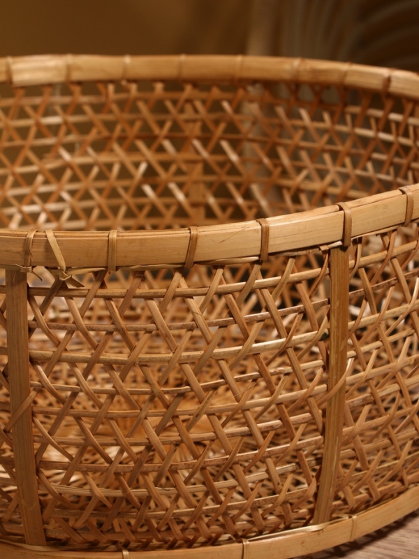 Корзина плетёная "Клоус" бамбук 40х40х16 см, светлая