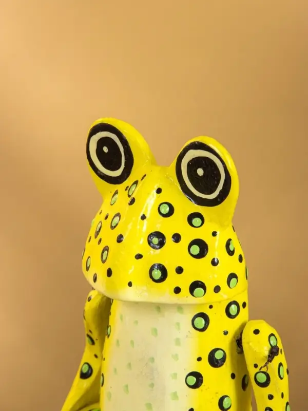 Сувенир &laquo;Лягушка&raquo;, висячие лапки, 25 см, дерево, МИКС