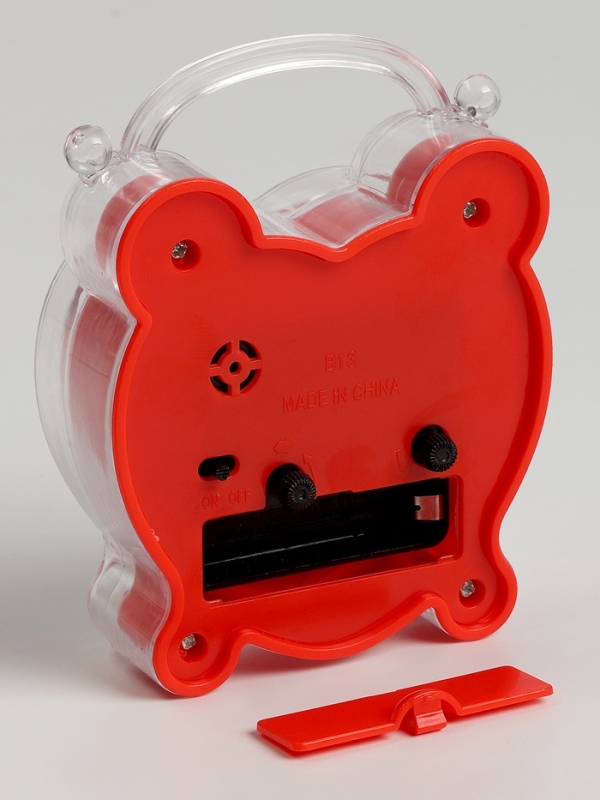 Часы будильник настольные "Сердце", на батарейках, 9 х 4 х 11.5 см