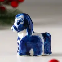 Сувенир "Конь Ураган", 5х5 см, гжель