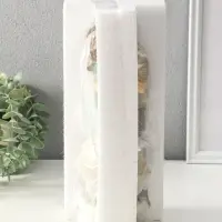 Сувенир полистоун "Влюблённые в вязанных джемперах, под зонтом" 8,5х9,5х25,5 см