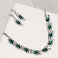 Набор 2 предмета: серьги, колье &laquo;Листопад&raquo; утончённый ромб, цвет бело-изумрудный в серебре, 32 см