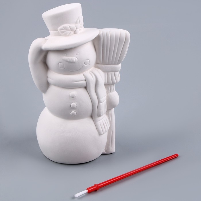 Новый год! Фигурка под роспись «Снеговик с метлой», с кистью Новый год! Фигурка под роспись «Снеговик с метлой», с кистью