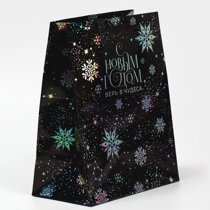 Пакет голографический &laquo;Танец снежинок&raquo;, 18 х 23 х 10 см