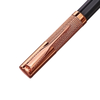 Ручка подарочная шариковая в кожзам футляре поворотная ПБ корпус черный/золото