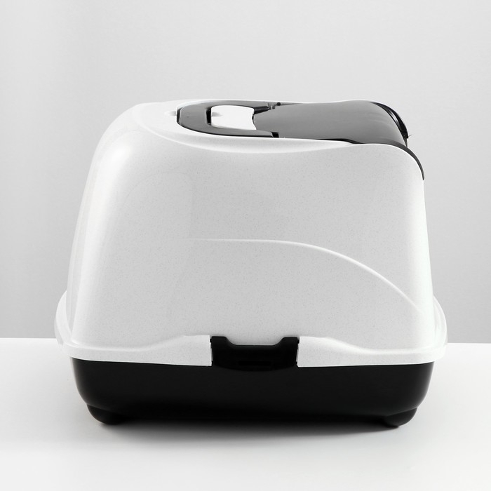 Туалет-домик для кошек закрытый с дверцей 50*38*37 см, черно-белый