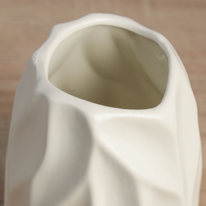 Керамическая ваза декоративная настольная &laquo;Грэйем&raquo;, для цветов, сухоцветов, d-7 см, 17.5&times;10 см, белый