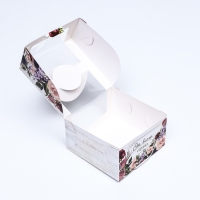 Коробка под бенто-торт с окном "Самой лучшей", 14 х 14 х 8 см Коробка под бенто-торт с окном "Самой лучшей", 14 х 14 х 8 см