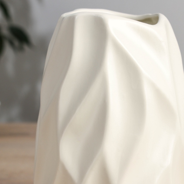 Керамическая ваза декоративная настольная &laquo;Грэйем&raquo;, для цветов, сухоцветов, d-7 см, 17.5&times;10 см, белый