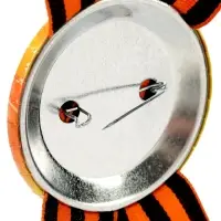 Значок закатной с георгиевской лентой &laquo;9 мая&raquo;