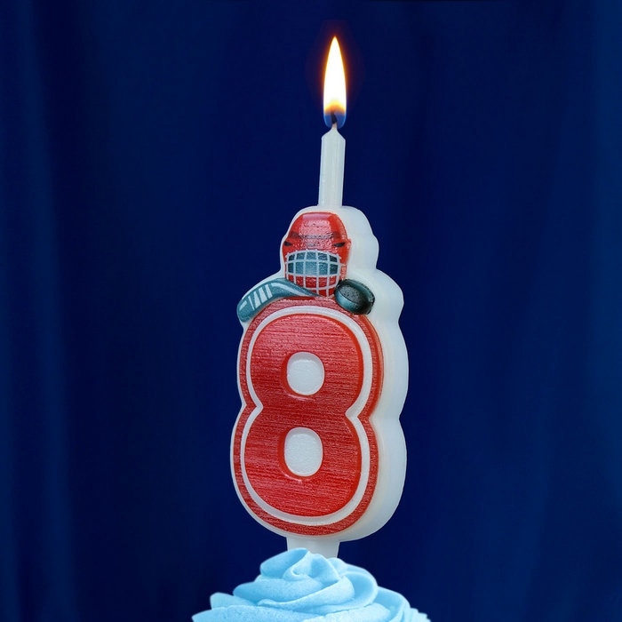 Свеча в торт &laquo;Хоккейная&raquo;, цифра 8, красная