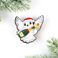 Значок новогодний закатной «Новый год: чирикать», 5,6 см. Значок новогодний закатной «Новый год: чирикать», 5,6 см.