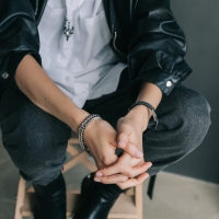 Браслет унисекс «Стиль», цвет чёрный с серебром, d=6,5 см Браслет унисекс «Стиль», цвет чёрный с серебром, d=6,5 см