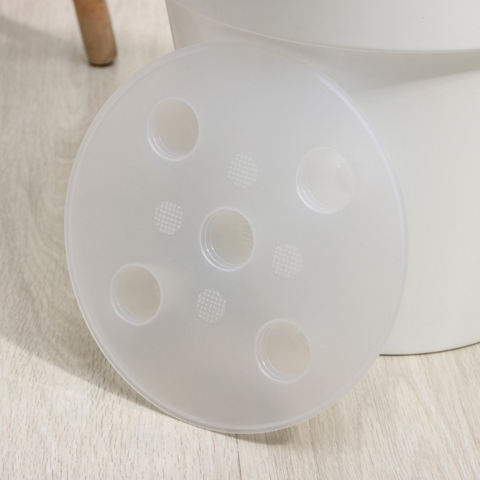 Кашпо для цветов со вставкой &laquo;Порто&raquo;, 15 л, цвет белый