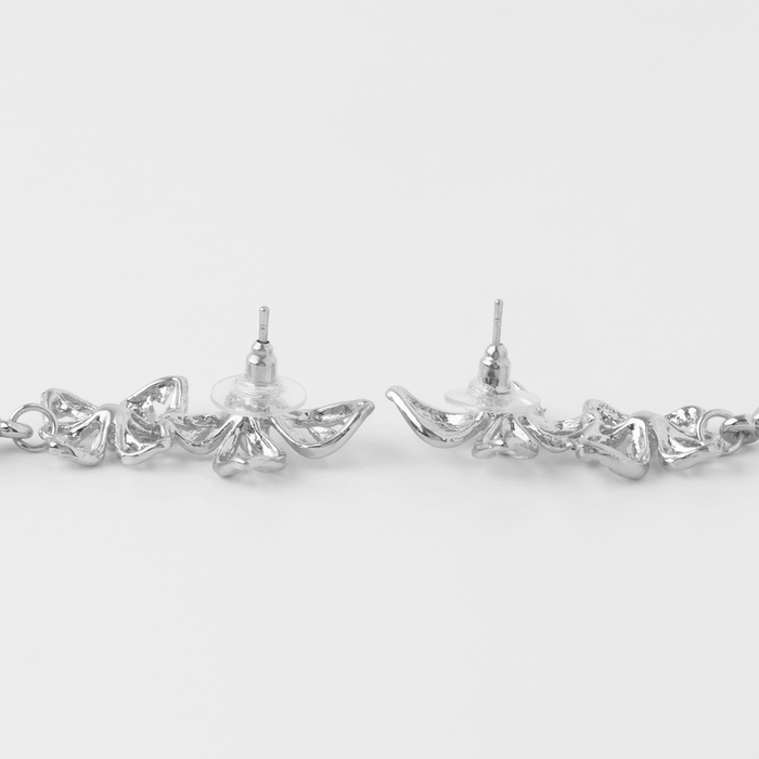 Серьги металл &laquo;Стиль&raquo; цветок с каплей, цвет серебро