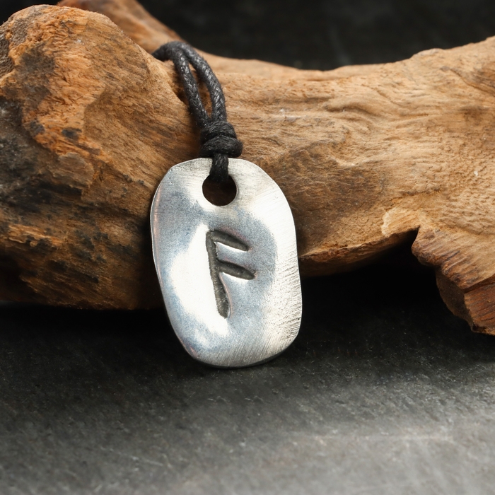 Амулет Амулет "Скандинавские Руны", руна АНСУЗ, 21х29мм, металлический