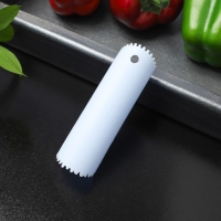 Трубка для чистки чеснока Доляна «Тирик», 12×3,5 см, цвет голубой Трубка для чистки чеснока Доляна «Тирик», 12×3,5 см, цвет голубой