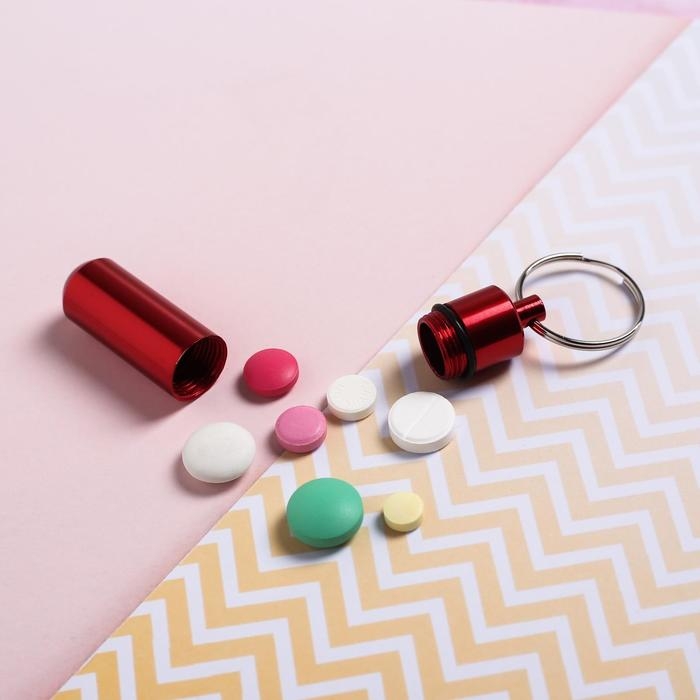 Таблетница брелок &laquo;Чика&raquo;, 8,5 х 11 см.