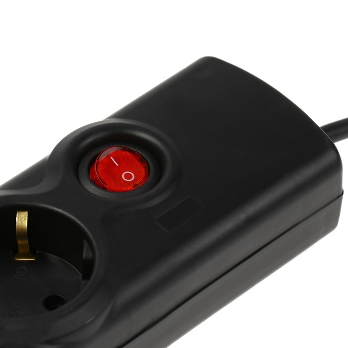 Сетевой фильтр Luazon Lighting, 5 розеток, 5 м, 3500 Вт, 3х1 мм2, 16 A, 220 В, c предохранителем, черный