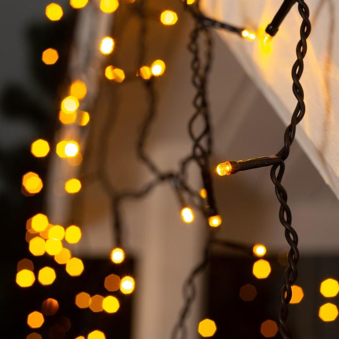 Гирлянда «Бахрома» 3 × 0.6 м, IP44, УМС, тёмная нить, 160 LED, свечение жёлтое, 220 В Гирлянда «Бахрома» 3 × 0.6 м, IP44, УМС, тёмная нить, 160 LED, свечение жёлтое, 220 В