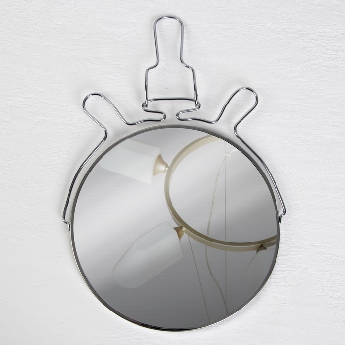 Зеркало настольное - подвесное «Круг», двустороннее, с увеличением, d зеркальной поверхности 18,5 см, цвет серебристый Зеркало настольное - подвесное «Круг», двустороннее, с увеличением, d зеркальной поверхности 18,5 см, цвет серебристый