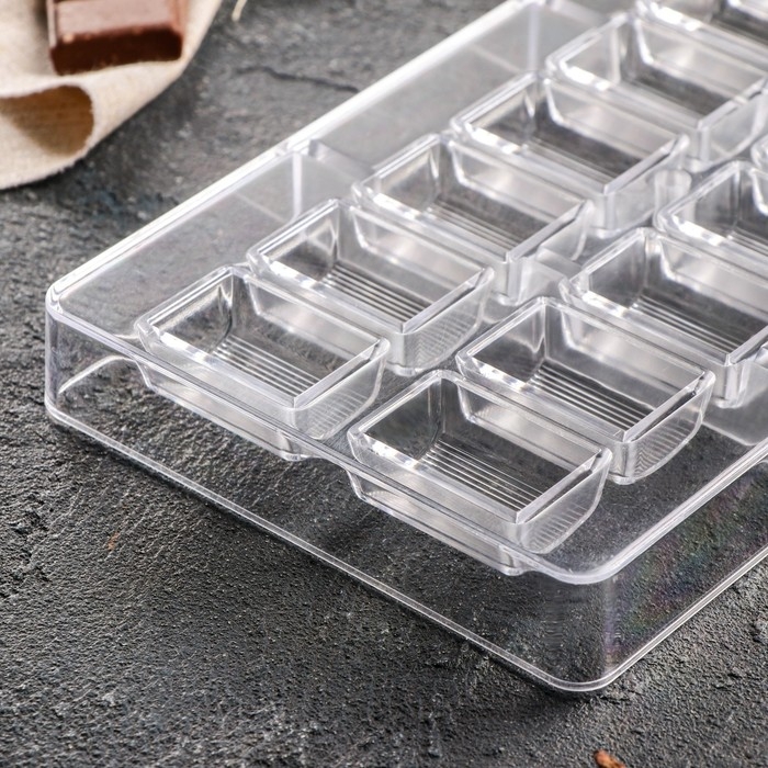 Форма для конфет и шоколада &laquo;Шоколатье&raquo;, 20&times;12&times;2,5 см, 14 ячеек 3,3&times;2,1&times;1,5 см, цвет прозрачный