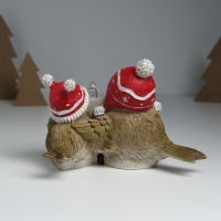 Сувенир полистоун свет "Птички в шапках со снежинками сидят у свечи" 15,5х12,5х10,2 см