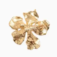 Брошь "Цветок лилии", цвет золото