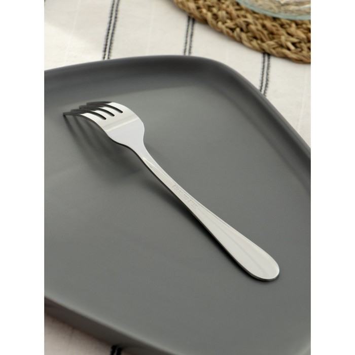 Вилка столовая из нержавеющей стали Доляна &laquo;София&raquo;, длина 18,8 см, толщина 2 мм