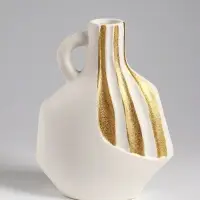 Ваза настольная керамика "Оделис" 21,5х16 см, белый