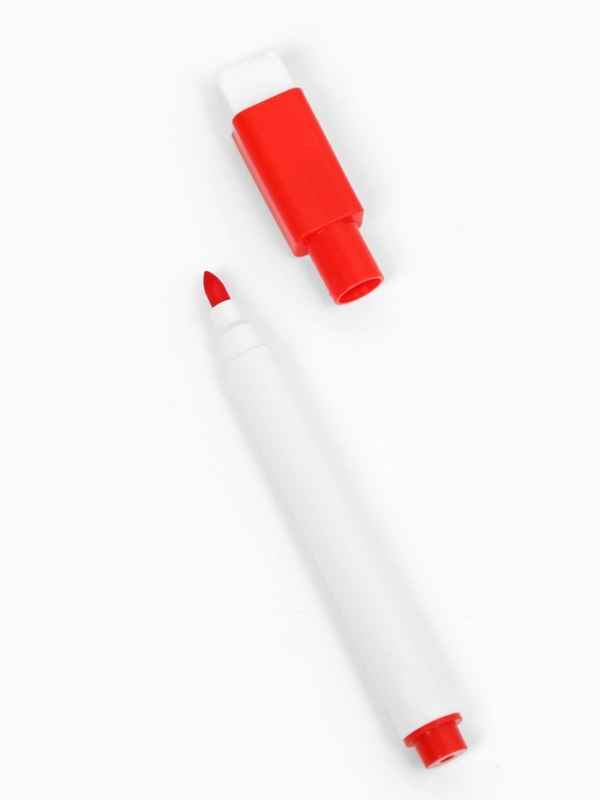 Многоразовая книга "Замечательные задачки", А4, 32 стр., +4 маркера, Три кота