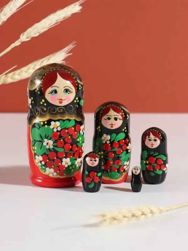 Матрёшка дерево &laquo;Хохлома&raquo;, чёрная голова, 5-кукольная, 11-12 см