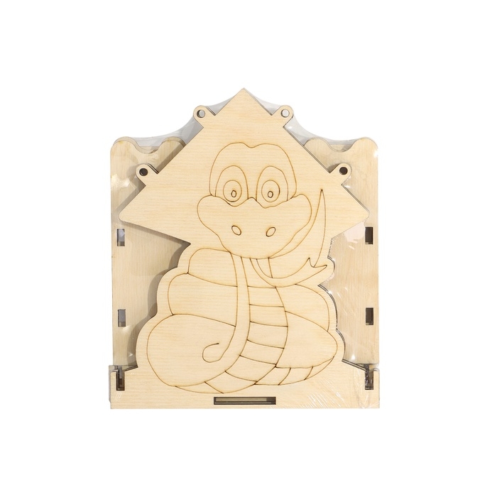 Кормушка из дерева своими руками, &laquo;Символ года Змей&raquo;, 18 &times; 16 &times; 15 см, МИКС, Greengo