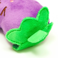 Игрушка для собак &laquo;Баклажан&raquo; с пищалкой, 11 см, фиолетовая