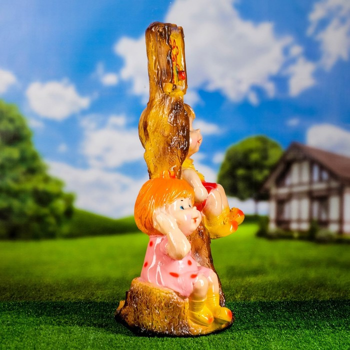 Садовая фигура "Мальчик и девочка на дереве", 40х31х66см, МИКС