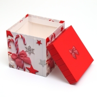 Новый год. Коробка подарочная новогодняя складная "Новый год леденцы" 15х15х15 см. Новый год. Коробка подарочная новогодняя складная "Новый год леденцы" 15х15х15 см.