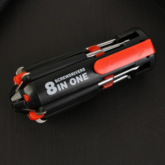 Фонарик-мультитул &laquo;Двигайся к цели&raquo;, 8 в 1