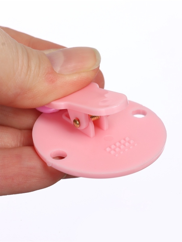 Держатель для соски - пустышки &laquo;Любимая доченька&raquo;, на цепочке, цвет розовый