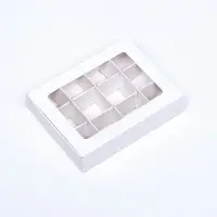 Коробка для 12 конфет, 11.5&times;8.7&times;2.5 см, Тонкие разделители, белый