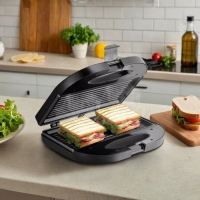 Бутербродница Kitfort КТ-3667, 750 Вт, 27.9х10.8 см, чёрная Бутербродница Kitfort КТ-3667, 750 Вт, 27.9х10.8 см, чёрная