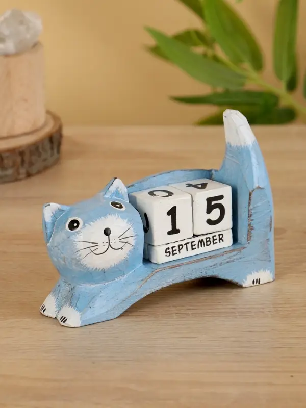 Календарь настольный &laquo;Кошка&raquo;, 13&times;4&times;10 см, дерево